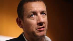 L'humoriste Dany Boon a posté une photo de lui et de Nabilla avec un commentaire aux airs de blague douteuse.