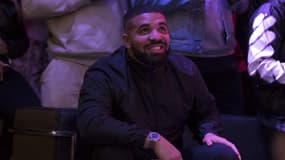 Le rappeur Drake en juin 2019 lors d'un match de basketball