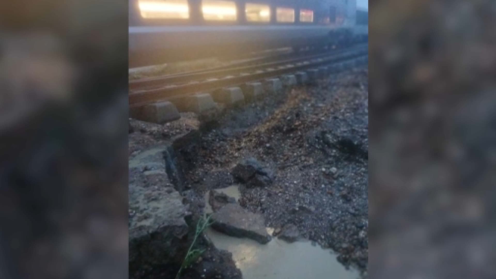 Le TGV qui reliait Paris à Toulouse s'est retrouvé en suspension sur les rails le lundi 19 mai 2025.