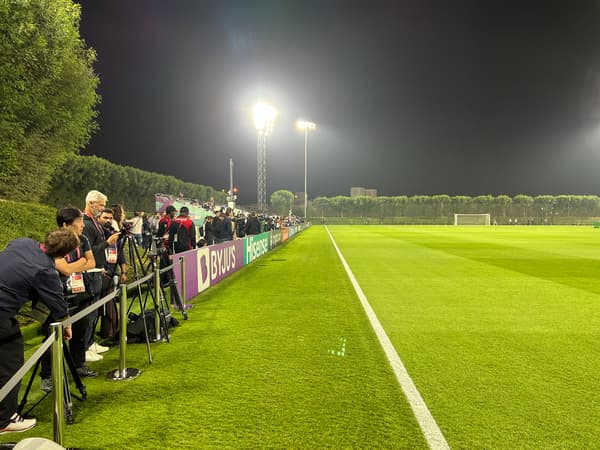 Des journalistes à l'entraînement de l'Argentine
