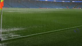 En septembre dernier, la pelouse de Manchester City était gorgée d'eau.