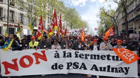 Le gouvernement examine cette semaine le plan annoncé par PSA qui contient notamment la suppression de 8000 emplois.