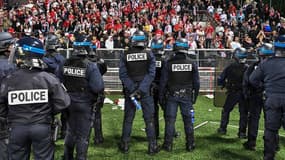 Des CRS mobilisés lors du match Dijon-Nancy, dimanche 14 mai