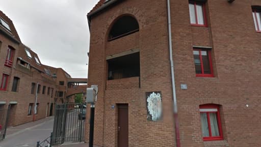 Le drame s'est déroulé dans l'un de ces petits immeubles HLM de Roubaix.