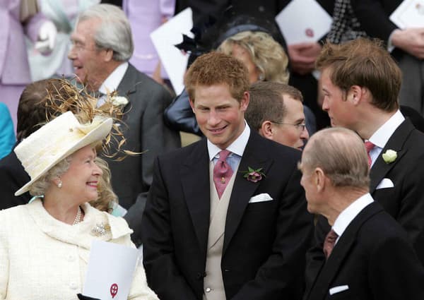 Harry, William, la reine Philip en 2005.