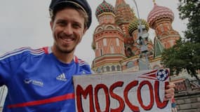 Pour la Coupe du monde, il rallie Paris à Moscou… en autostop