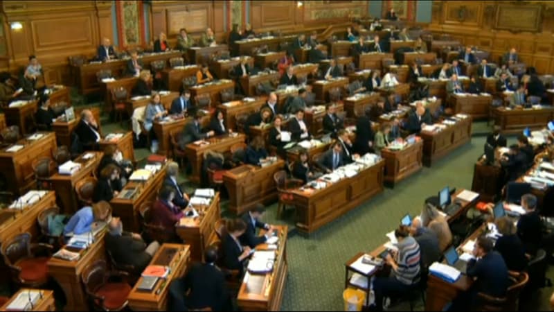 Anne Hidalgo a annoncé le lancement d'une "conférence de consensus" lors du Conseil de Paris