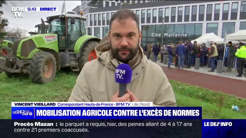 Colère agricole: une centaine de tracteurs devant la Cité Marianne à Lille contre l'excès de normes