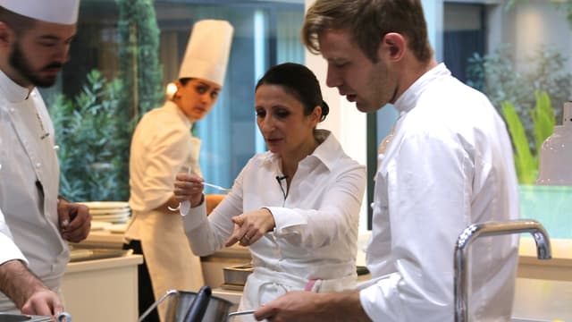 La chef Anne-Sophie Pic, dans le documentaire de Vérane Frédiani, "A la recherche des femmes chefs".