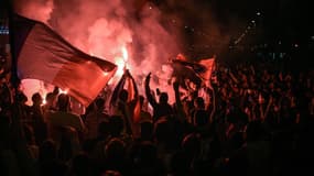Sur les Champs-Elysées au soir de la demi-finale remportée contre la Belgique, le 10 juillet.