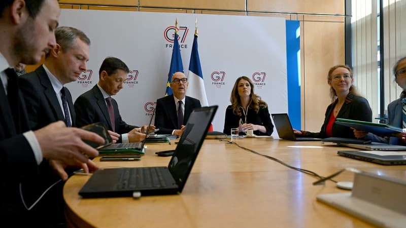 "Prêts à prendre toutes les mesures nécessaires": face à l'envolée des prix de l'énergie, le G7 enjoint les pays à "s'abstenir" d'imposer des restrictions "injustifiées" à l'exportation d'hydrocarbures