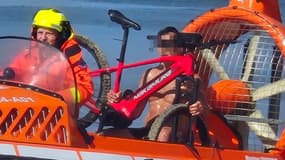 Un homme à vélo, encerclé par la mer en baie d’Authie, a été secouru ce mardi 13 mai par la station SNSM de Berck-sur-Mer (Pas-de-Calais)
