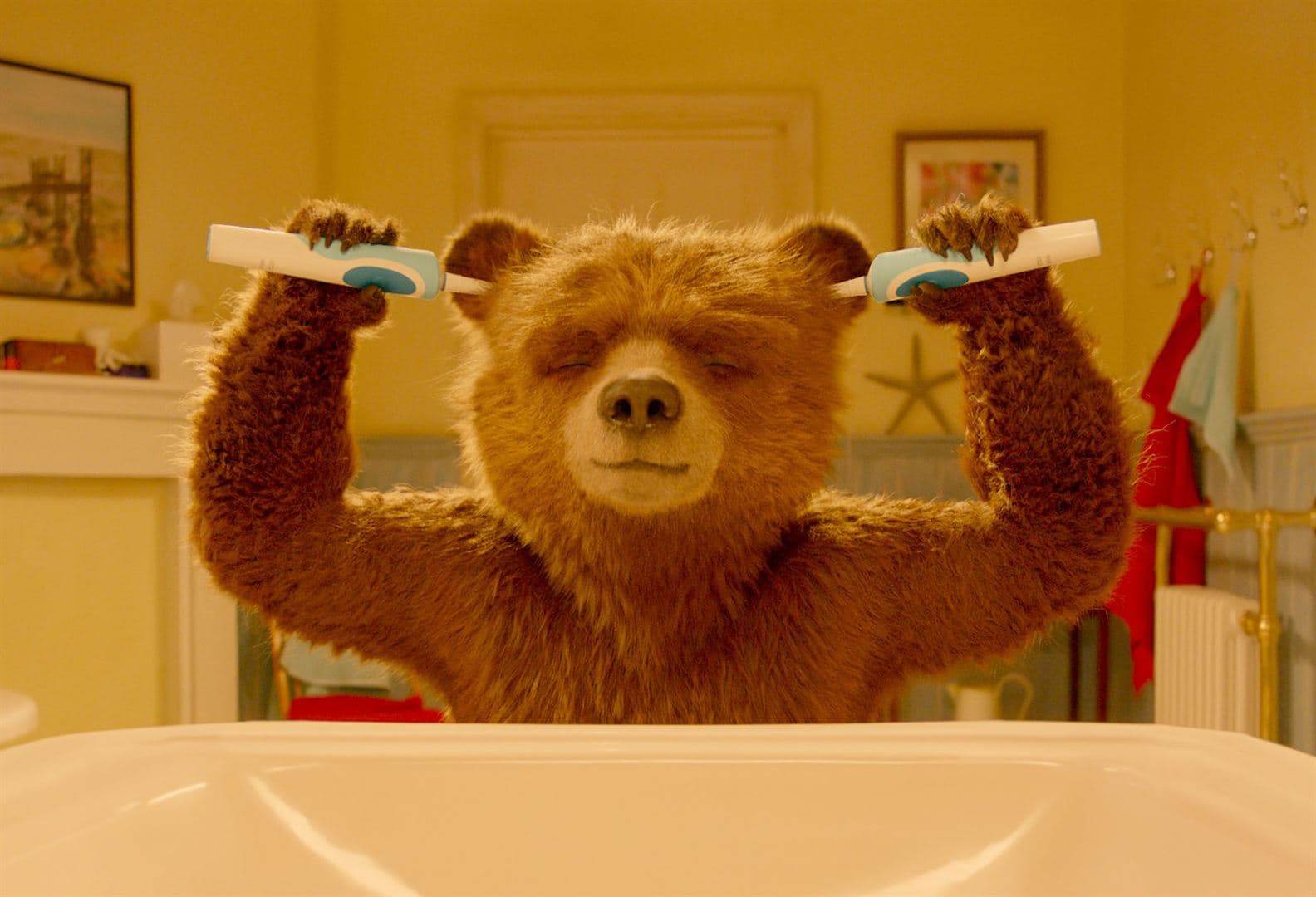 Paddington'' : Ce qu'il faut savoir sur cet ours adorable
