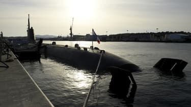 Le Suffren est le premier d'une série de six nouveaux SNA, construit par Naval Group et TechnicAtome pour la chaufferie nucléaire.