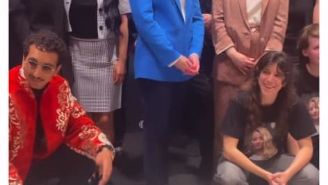 L'équipe du film "Le Ravissement" à Cannes en compagnie de la ministre de la Culture Rima Abdul-Malak L'équipe du film "Le Ravissement" à Cannes en compagnie de la ministre de la Culture Rima Abdul-Malak