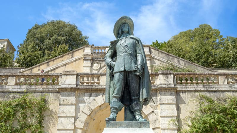 Dernier descendant de d'Artagnan, le maire de Marsan dans le sud-ouest tire sa révérence