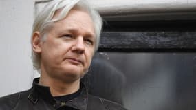 Le fondateur de Wikileaks, Julian Assange, à l'ambassade d'Equateur à Londres, le 19 mai 2017.