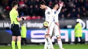 Lucas Paqueta va tirer le penalty, Houssem Aouar, tireur désigné, ne cache pas sa frustration 