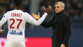 Maxwel Cornet et Bruno Genesio