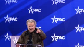 Steve Bannon s'exprime à la Conférence d'action politique conservatrice (CPAC) le 20 février 2025 à Oxon Hill, dans le Maryland.