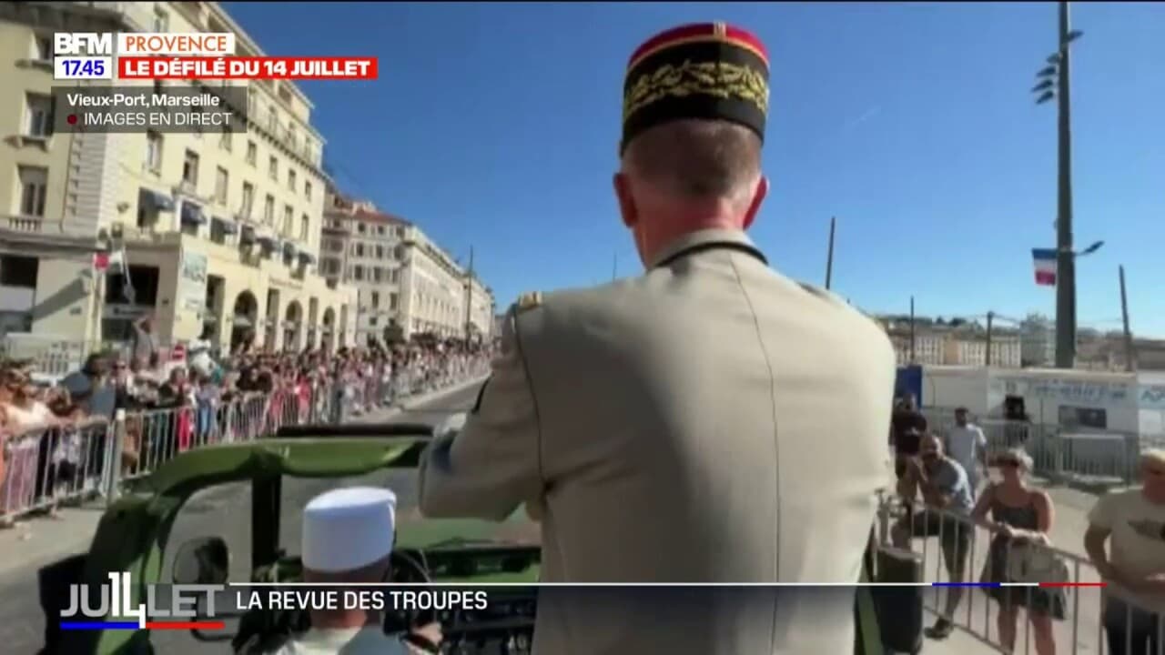 14-Juillet: BFM Marseille Provence à bord du premier véhicule du défilé