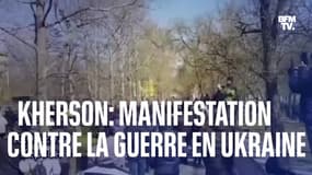 "Rentrez chez vous, rentrez chez vous!": les images d'une manifestation à Kherson, en Ukraine, contre l'invasion russe