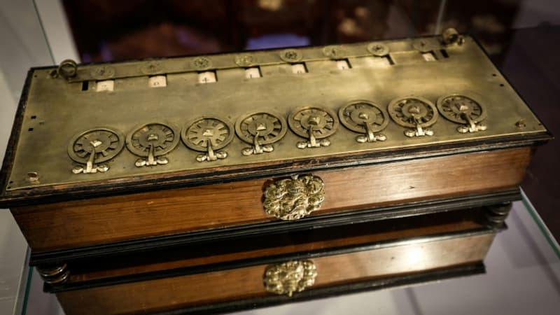 "Trésor national", "valeur unique": qu'est-ce que la "Pascaline", la première machine à calculer dont la vente aux enchères est suspendue?