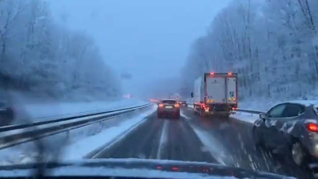 Des automobilistes surpris par la neige en Tarbes et Pau sur l'autoroute A64