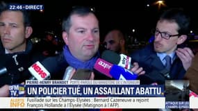Tirs sur les Champs-Élysées: un policier tué, l'assaillant abattu (2/3)