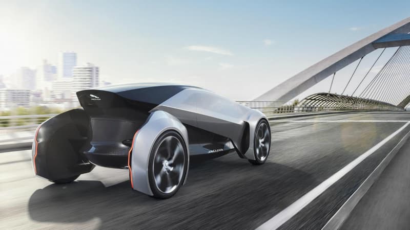 Ce concept Jaguar Future-Type incarne la vision de la voiture de 2040: autonome, connectée, partagée.