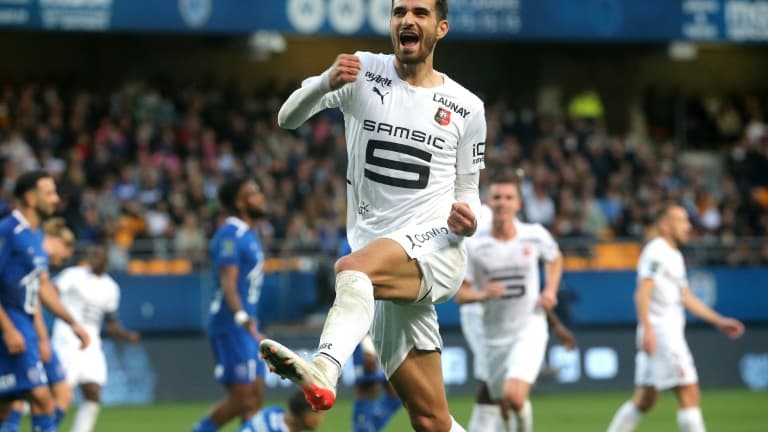 La joie de l'attaquant rennais Martin Terrier, après son but marqué contre Troyes, lors de la 12e journée de Ligue 1, le 31 octobre 2021 au Stade de l'Aube
