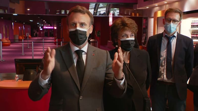 Emmanuel Macron dévoile le pass culture.