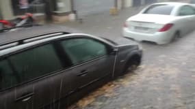Haute-Loire: des rues inondées à Montbrison après un violent orage - Témoins BFMTV