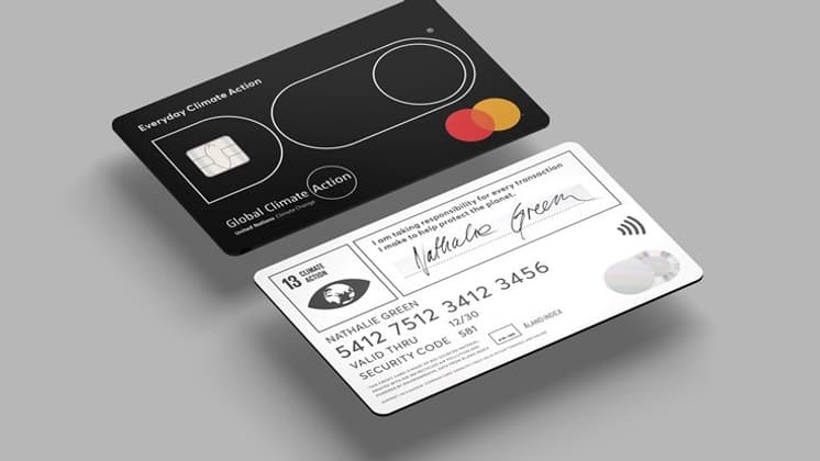 La DO Black, une carte de crédit avec une limite carbone imaginée en 2019 par la start-up Doconomy et Mastercard. La DO Black, une carte de crédit avec une limite carbone imaginée en 2019 par la start-up Doconomy et Mastercard.