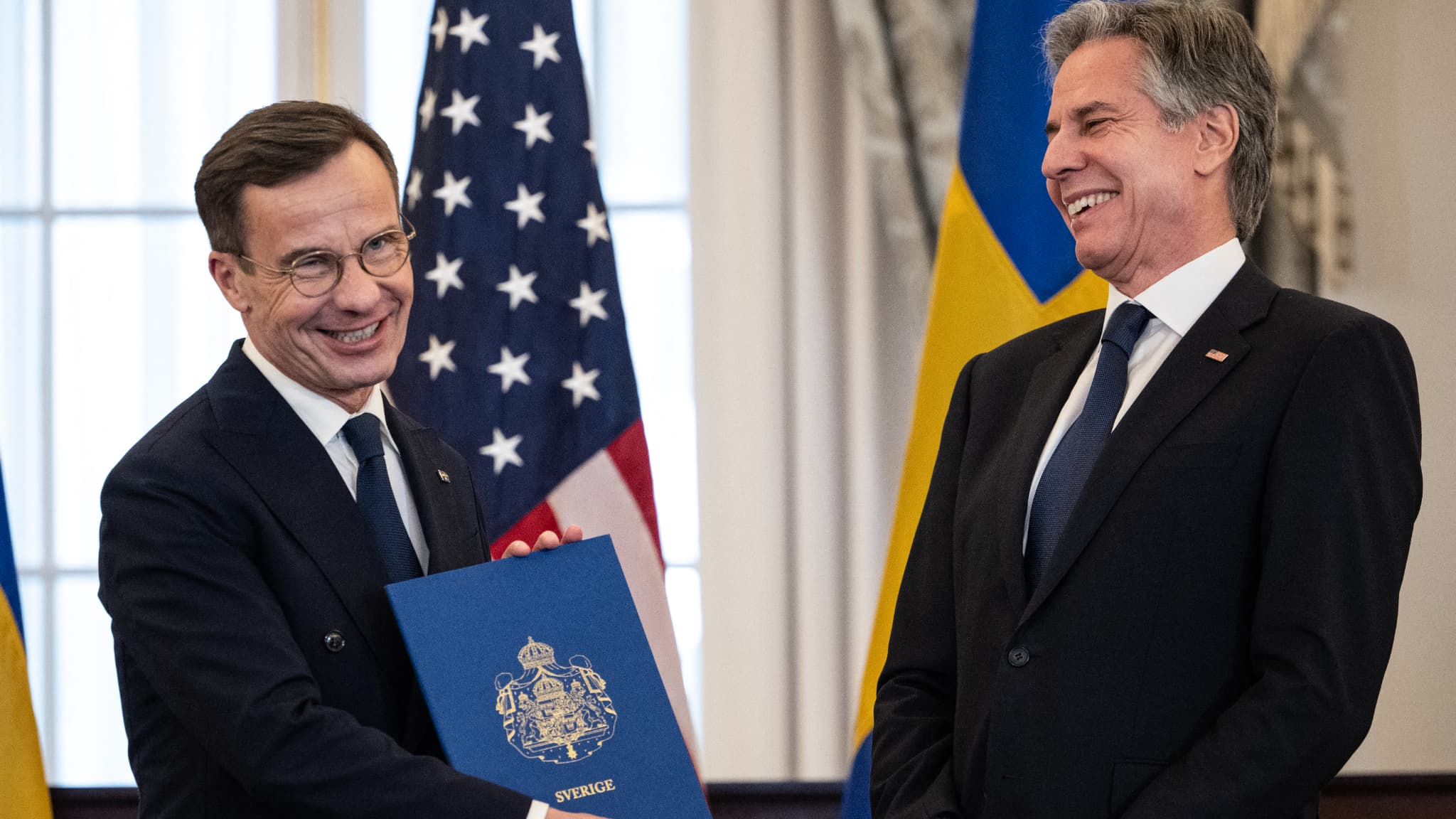 La Svezia diventa ufficialmente il 32esimo membro della NATO e Biden accoglie con favore un’alleanza “più forte che mai”