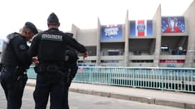 La gendarmerie aux abords du Parc des Princes lors de la fête pour le titre en Ligue des champions, le 1er juin 2025