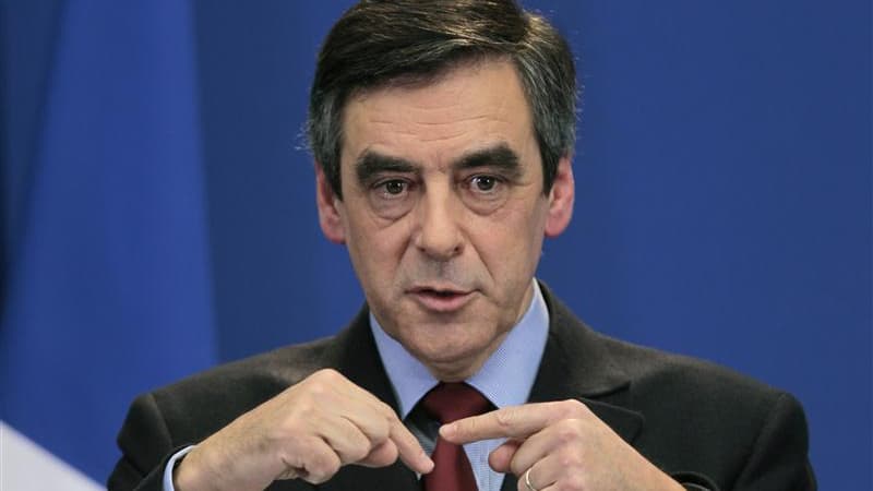 Invité de l'émission politique "Des paroles et des actes", sur France 2, François Fillon a reconnu jeudi des échecs pendant le quinquennat de Nicolas Sarkozy mais a estimé que le courage du chef de l'Etat et sa gestion de la crise devraient lui valoir d'ê