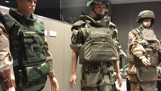 Défense: l'Armée française dévoile l'équipement du combattant 2020