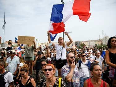Manifestation contre le pass sanitaire le 24 juillet 2021 à Marseille