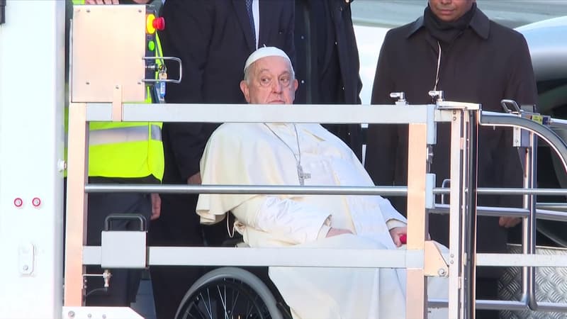 DIRECT. François en Corse: le pape a embarqué à Rome et arrivera à Ajaccio entre 8 et 9 heures