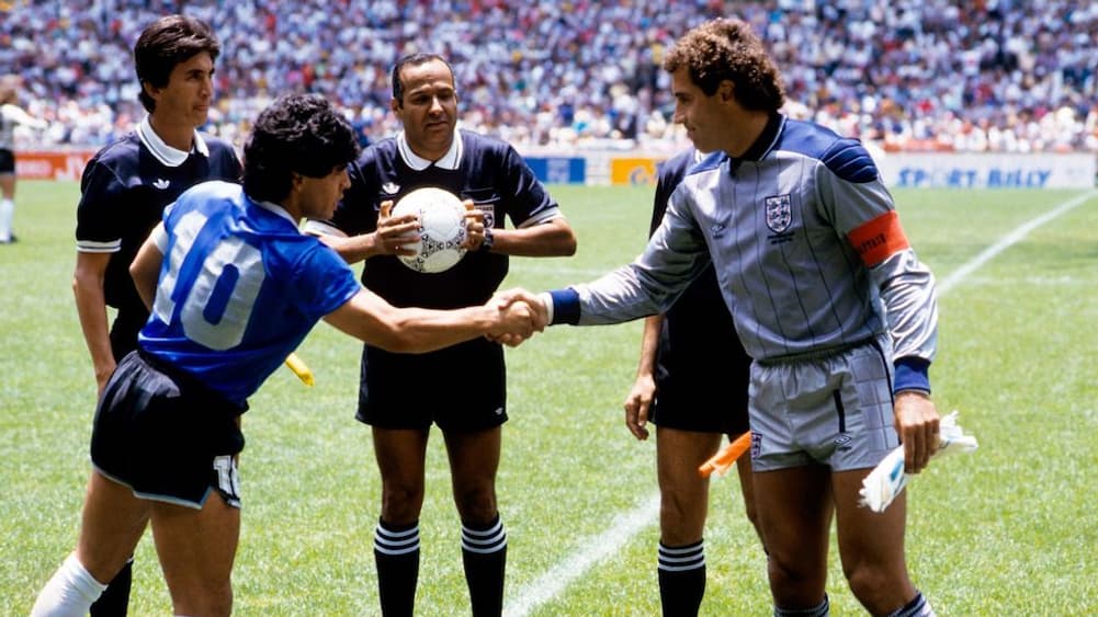 Maradona et Shilton Maradona et Shilton