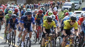 Le peloton lors de la 4e étape du Tour du Pays basque, le 4 avril 2024