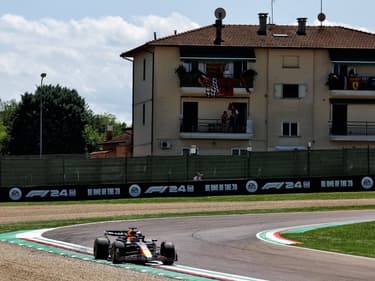 Max Verstappen lors des essais libres 3 du Grand Prix d'Emilie-Romagne, le 18 mai 2024
