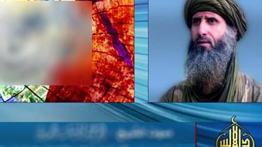 Capture de la vidéo mise en ligne mardi, montrant Abou Obeida Youssef Al-Annabi et des slogans islamistes (floutés par la rédaction)..
