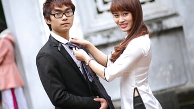 Un couple de jeunes japonais.