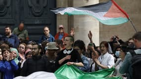 Des étudiants ont bloqué la fac de la Sorbonne à Paris mardi