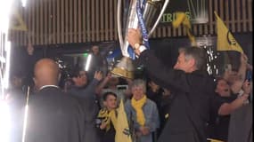 Champions d’Europe, les Rochelais accueillis en héros à l’aéroport !