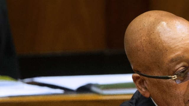Le président sud-africain, Jacob Zuma, devra rembourser une somme de 500.000 dollars pour avoir fait usage personnel d'un argent public.