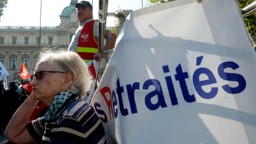 Les syndicats estiment que les retraités sont les "têtes de Turcs" d'Emmanuel Macron