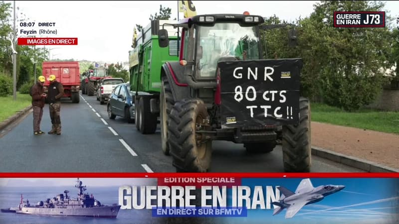Prix du carburant: les agriculteurs à Feyzin, dans le Rhône, manifestent pour demander une baisse du gazole non routier